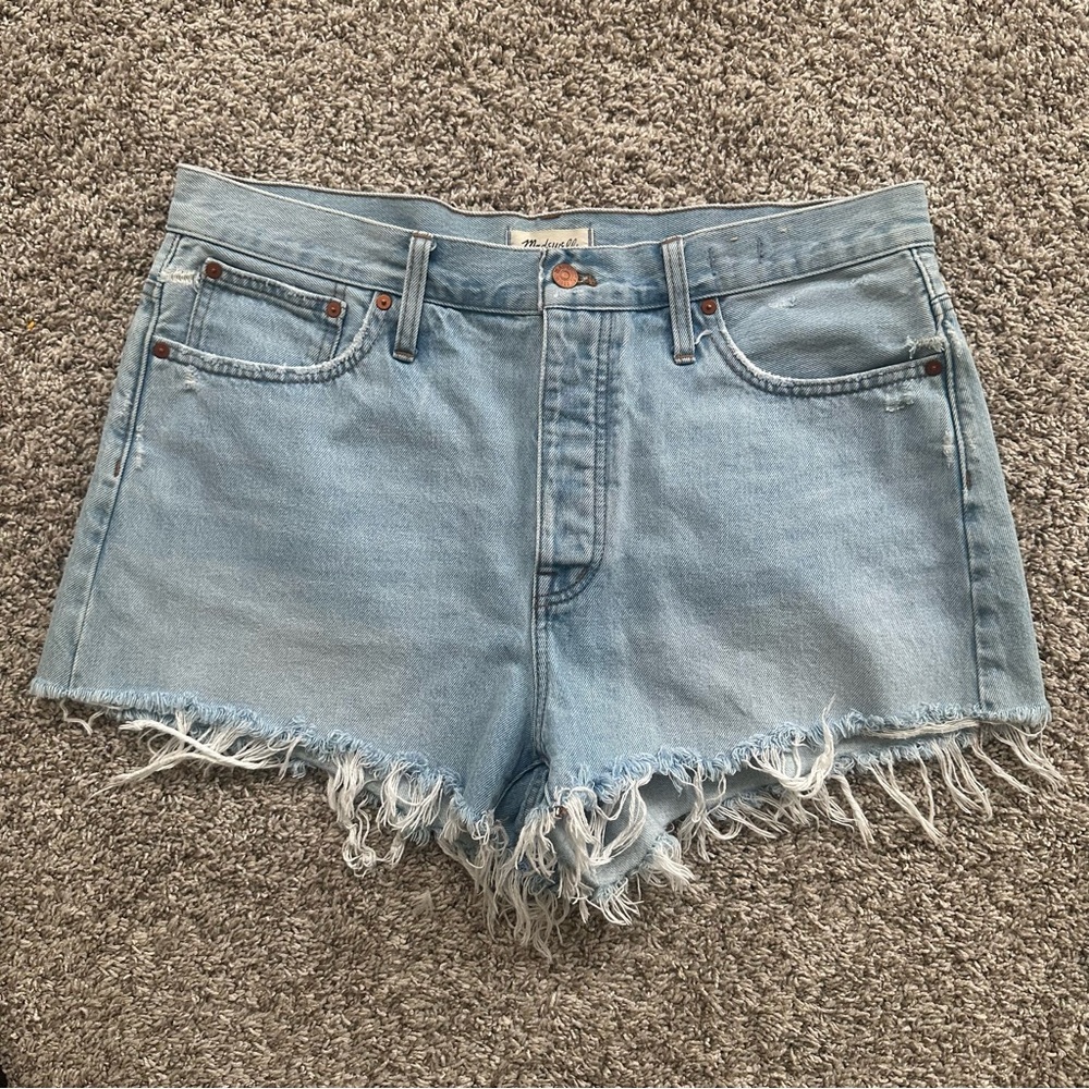 Madewell Relaxed Denim Shorts in Cedarcroft Wash, Size 32, Women's